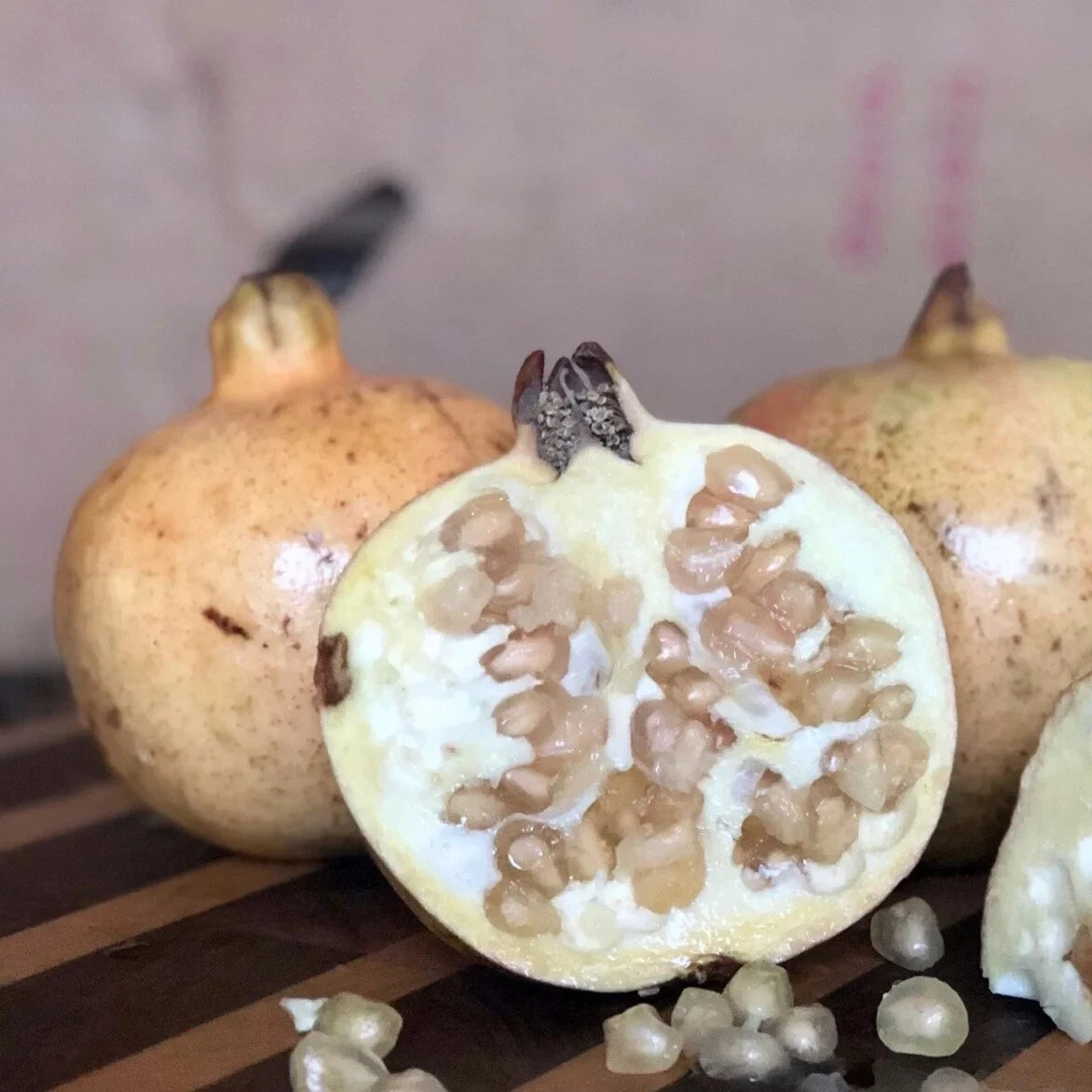 White Pearl Pomegranate Seeds (Punica granatum 'White Pearl') – 100+ Premium Fresh Rare Sweet White Pomegranate Seeds