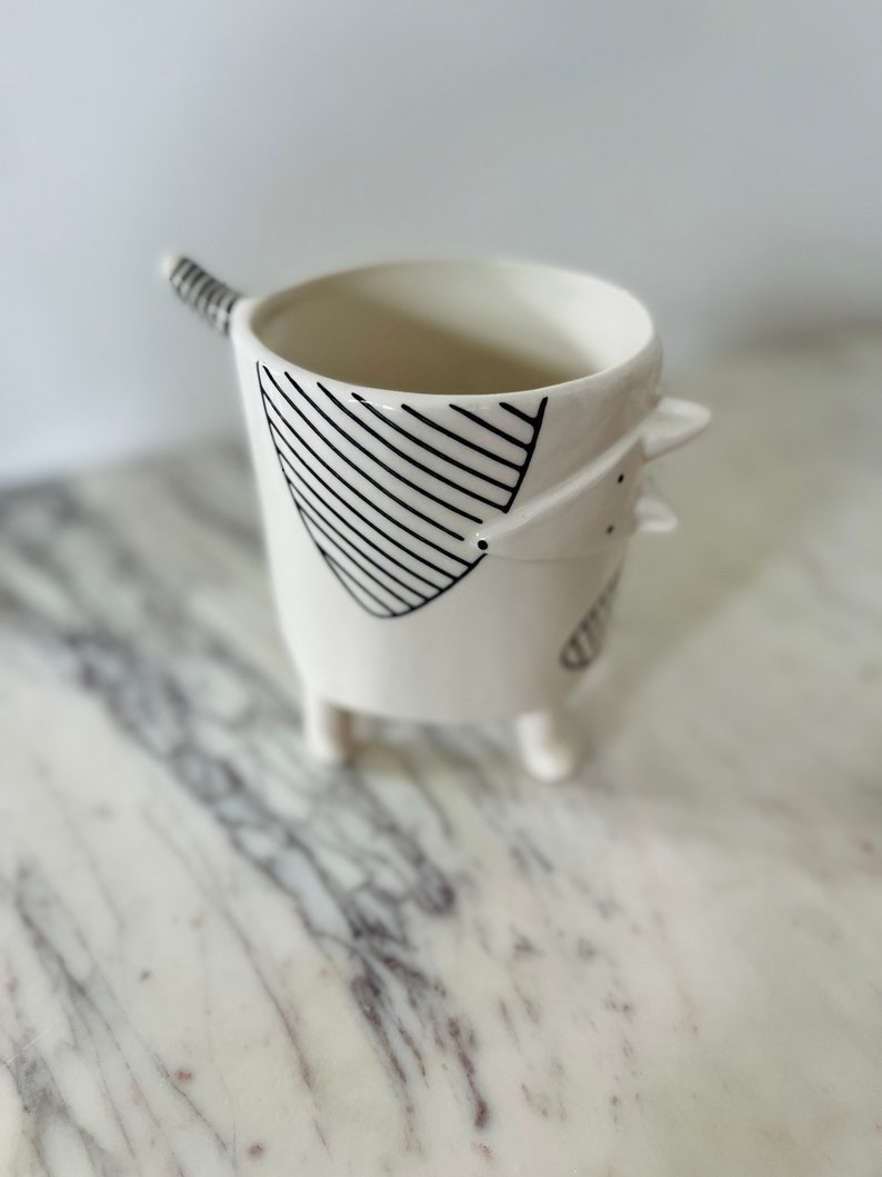 Ceramic Puppy Planter - Decorative Pot for Up to 5” Plants - Cute Minimalist Design - Perfect for Home Decor