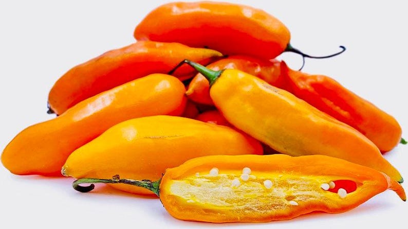 Aji Amarillo Pepper Seeds (25+) - Very Hot Capsicum baccatum - Fruity Flavor Yellow Chile for Peruvian Cooking