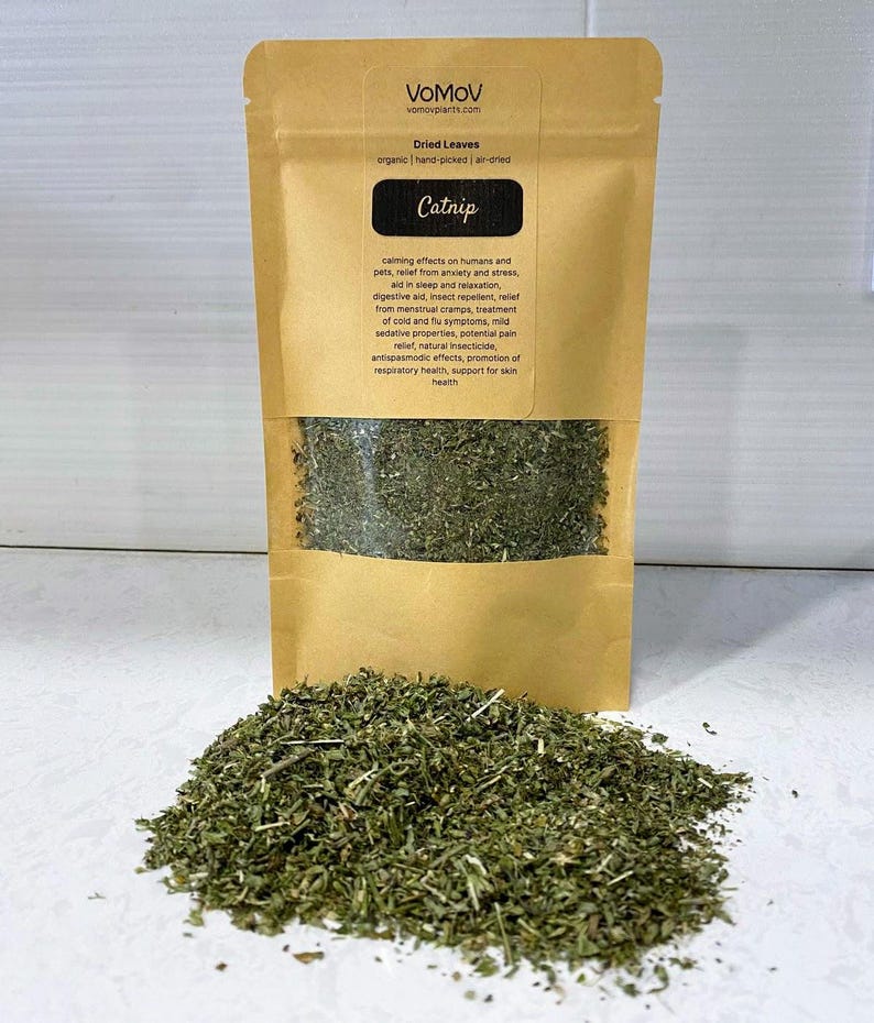 Organic Dried Catnip Leaves 0.5 oz - Nepeta cataria - 100% Home-Grown, Non-GMO, Hand-Picked for Cat Toys, Tea & Crafts