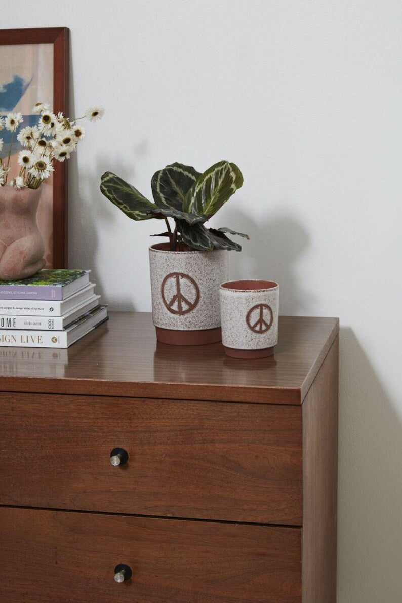 Peace Bloom Planter 3.25"x4" Speckled Off-White Ceramic Pot with Retro Peace Sign, Ideal for Variegated Plants
