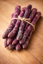 10 Purple Passion Asparagus Crowns – Bare Root Asparagus officinalis – Sweet Purple Spears – Perennial Vegetable Garden Plants