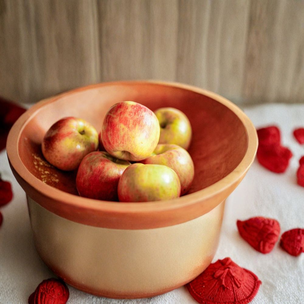 Honeycrisp Apple Scionwood – 5 Fresh Scions | 8 Inch Wax-Sealed Cuttings | Apple Tree Grafting Wood | Premium Fruit Tree Propagation