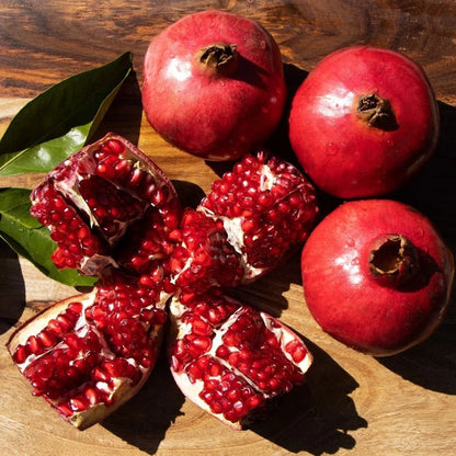 Wonderful Pomegranate Seeds (Punica granatum 'Wonderful') – 100+ Premium Fresh Sweet-Tart Deep-Ruby Wonderful Pomegranate Seeds