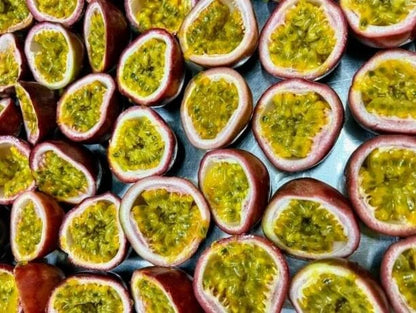 Purple Passion Fruit Seeds (Passiflora edulis / 500+ Aromatic Vine Fruit Seeds) – Premium Exotic Botanical Specimen Plant Seeds for Planting