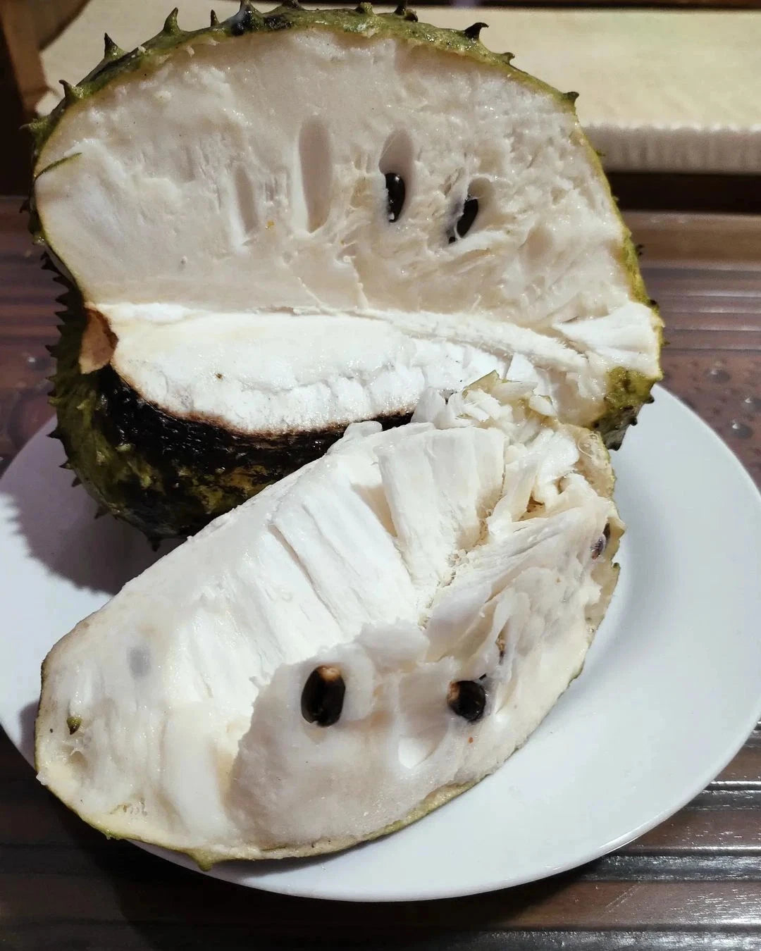 Carsiflora Soursop Seeds (Annona muricata) – Premium Certified High-Yield Guanabana Graviola Fruit Tree Plant Seeds for Planting (100 Pcs)