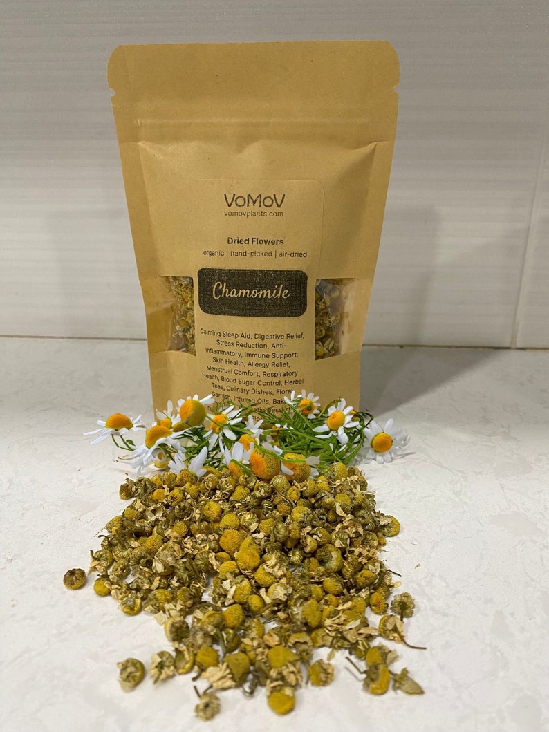 Organic Dried Chamomile Flowers 0.5 oz - Premium Hand-Picked, Air-Dried, No GMO, No Pesticides, Matricaria chamomilla