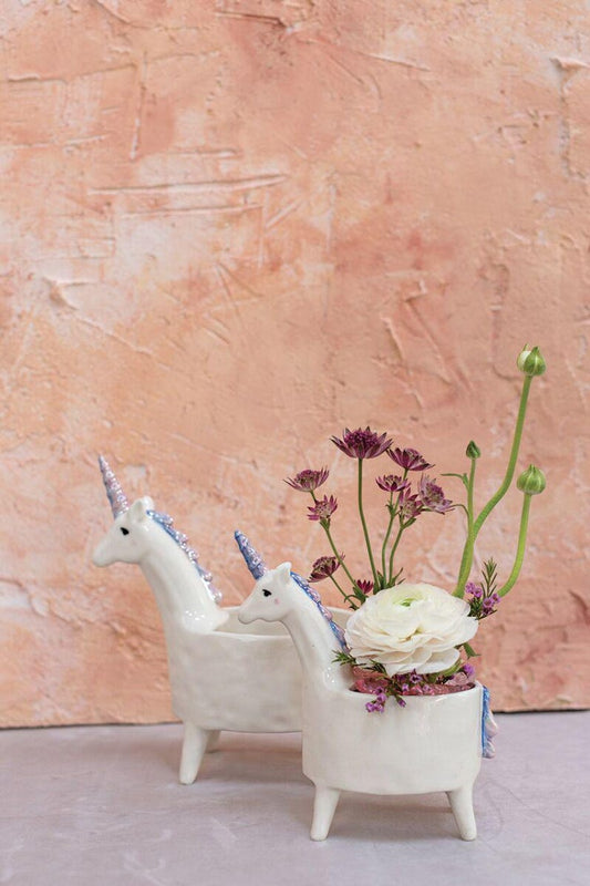 Unicorn Planter - Ceramic Decorative Pot - Minimalist Design - Ideal for Indoor Plants - Perfect for Home Décor